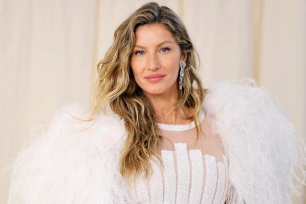 Gisele Bündchen : Brazilian Fashion Model