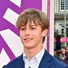 Hudson Meek : American Child Actor (5 August 2008 - 21 December 2024)